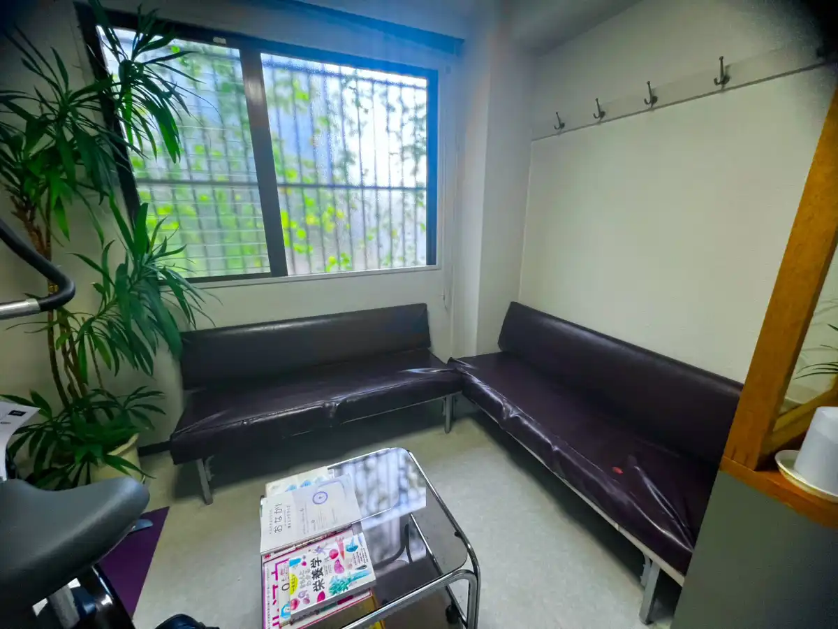 当接骨院の待合室